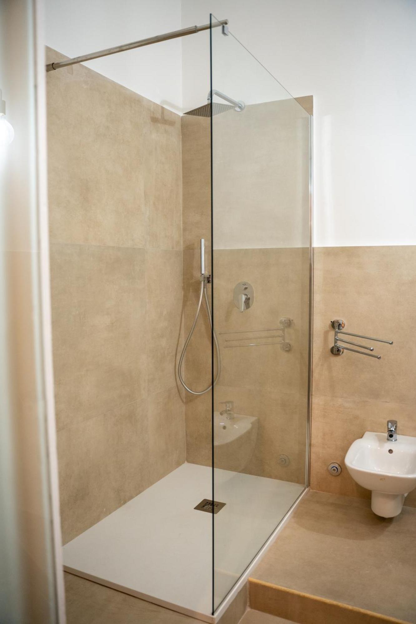 Bed and Breakfast Principe Amedeo 93 Барі Екстер'єр фото