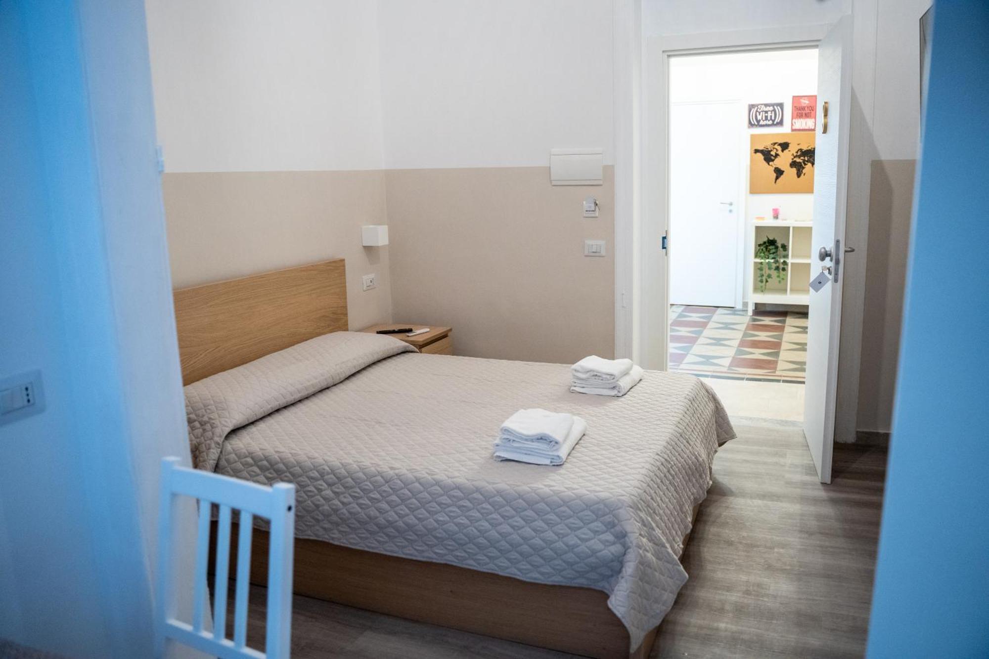 Bed and Breakfast Principe Amedeo 93 Барі Екстер'єр фото